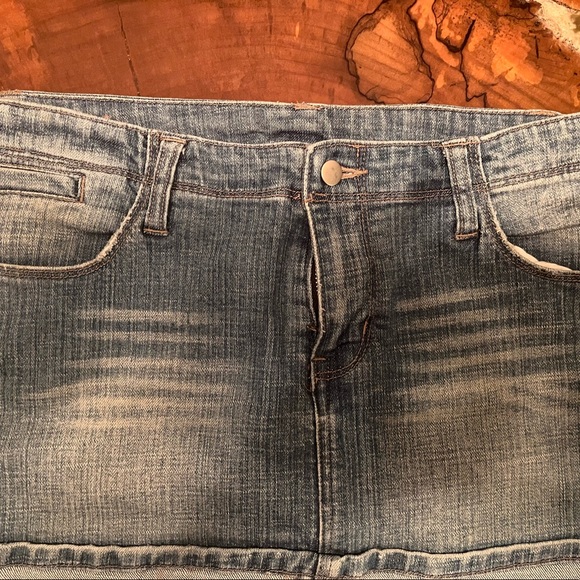 dELIA*s Size 11/12 Jean Skirt - Picture 2 of 10